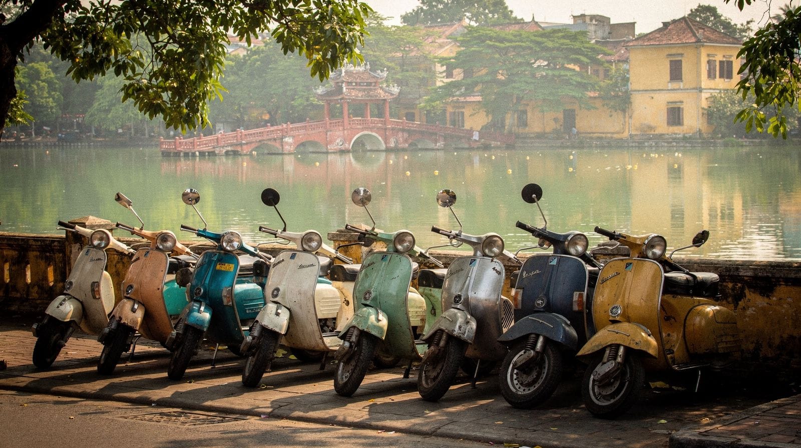 Vespa and Cyclo Tours