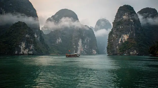 Ha Long bay