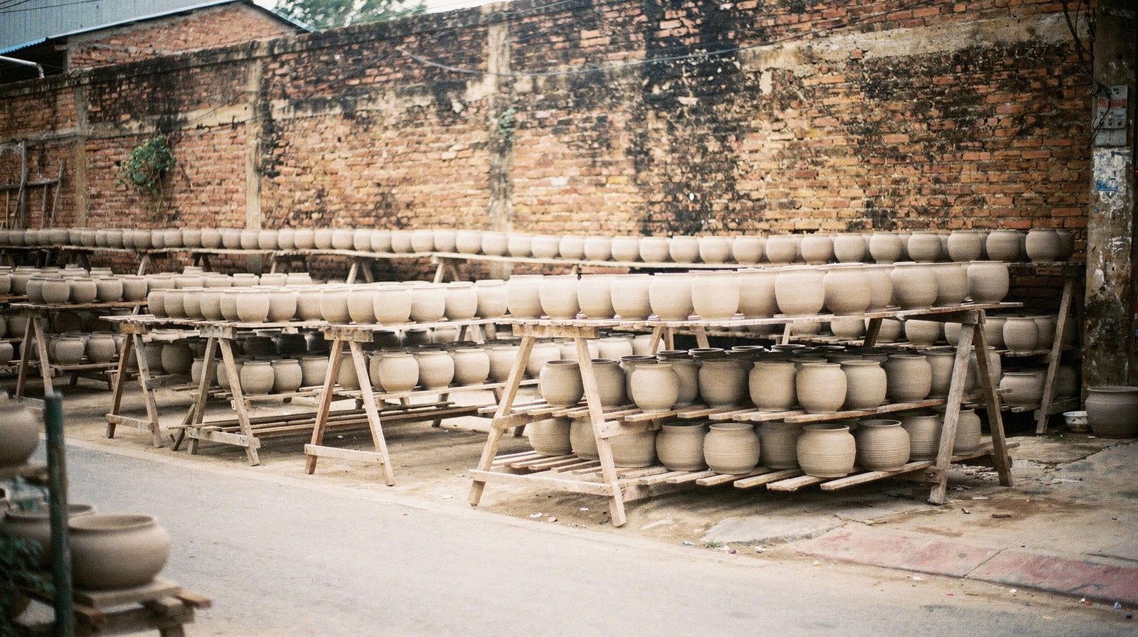 Bat Trang Ceramic Village: Market, Workshops and Pottery Wheel