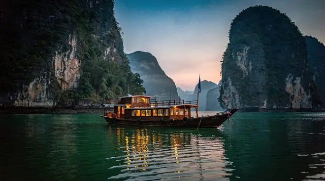 Cruise Departure: From Hanoi vs From Cat Ba or Hai Phong