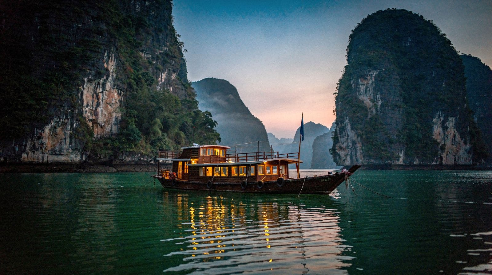 Cruise Departure: From Hanoi vs From Cat Ba or Hai Phong