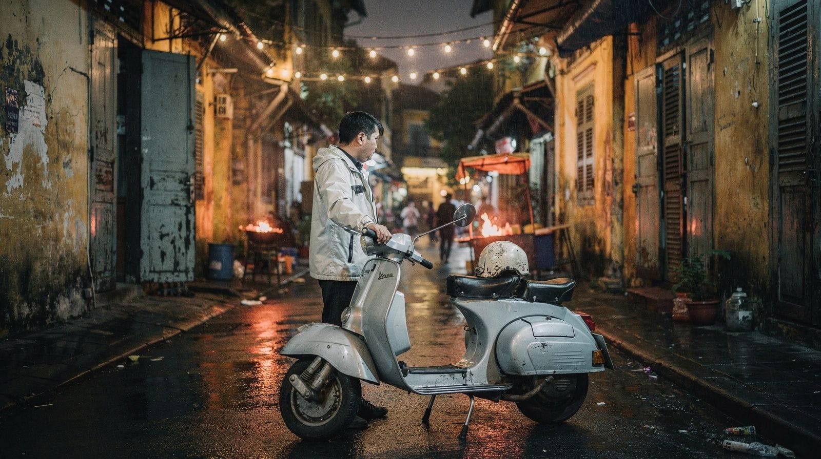 Hanoi Vespa Night Street Food Tour: What to Expect