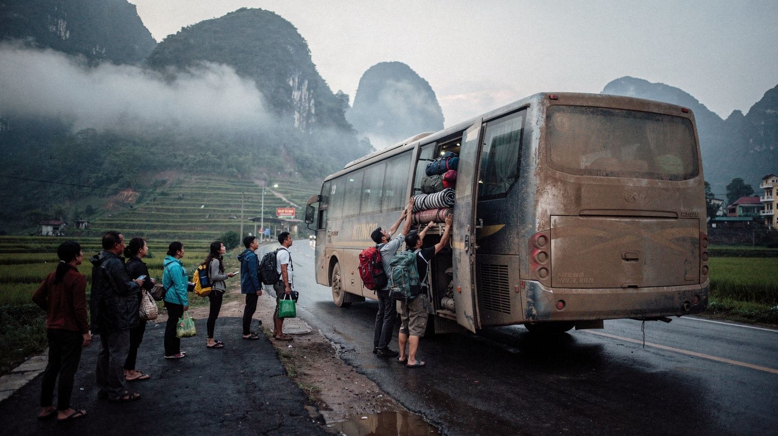 Seven Days in North Vietnam by Public Bus: Hanoi, Ninh Binh, Ha Long Bay, Sapa and Bac Ha